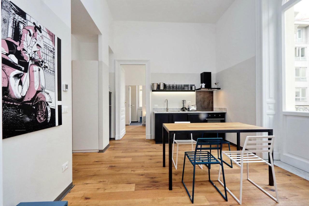 Komix Apart Apartment Rom